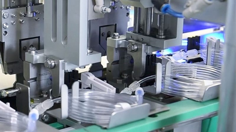 喷涂机器人：高效与精准的涂装伙伴